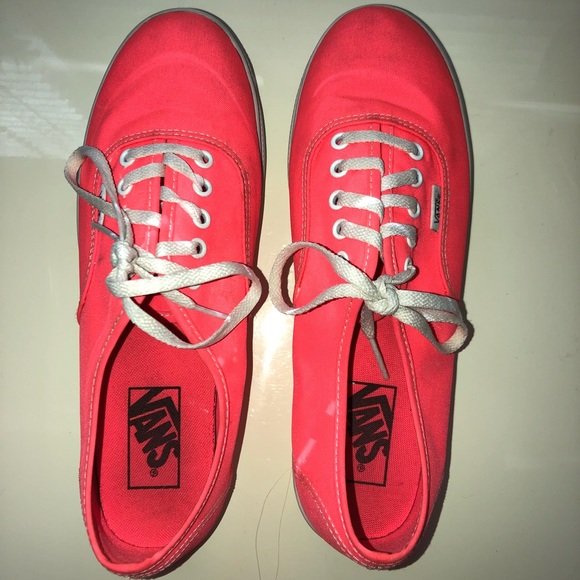 Coral Vans - Picture 2 of 6